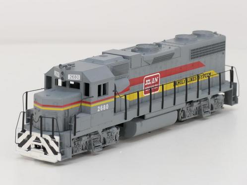 Schaal 0 Weaver Ultra Line EMD GP38-2 dummy unit nr. 2680..., Hobby en Vrije tijd, Modeltreinen | Overige schalen, Overige typen