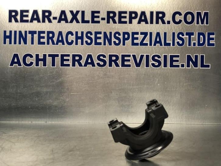 Pignonasflens YOKE Ford 8.8 inch achteras, Auto-onderdelen, Remmen en Aandrijving, Nieuw, Ford USA, Verzenden