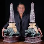 Statue, Tartarughe - Obelisk - 765 mm - Sculpture en marbre, Nieuw