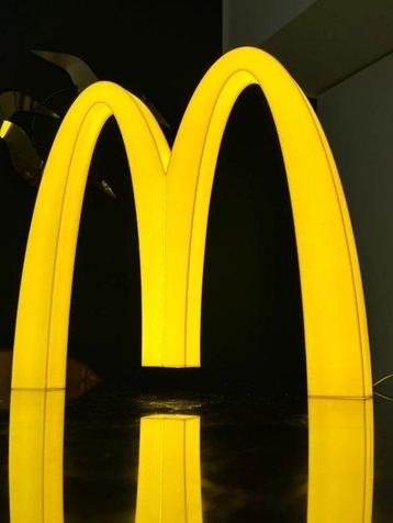 McDonalds insegna illuminata - Enseigne lumineuse -