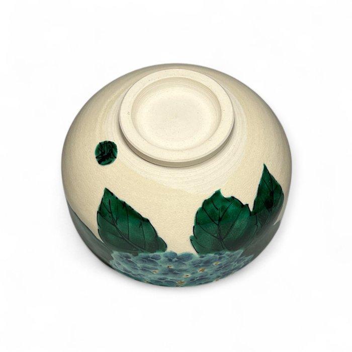 Masterful Kutani Hydrangea Tea Bowl par ne Sro - Là où la, Antiek en Kunst, Antiek | Overige Antiek