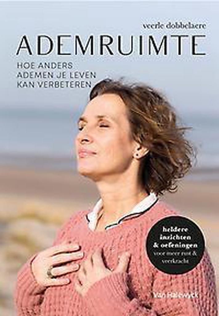 Ademruimte 9789463830157 Veerle Dobbelaere, Boeken, Politiek en Maatschappij, Zo goed als nieuw, Verzenden