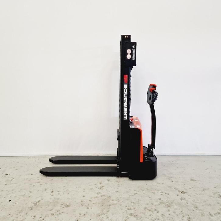 2023 EP EST122 elektrische stapelaar 1200kg 2.7m, Zakelijke goederen, Machines en Bouw | Liften, Steigers en Ladders