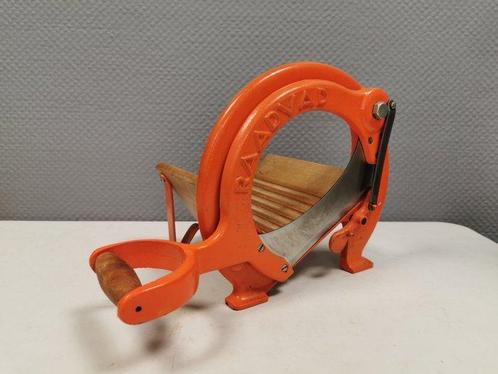 Raadvad - Ove Larsen - Coupe-pain - 294 - Bois, Fer, Métal, Antiek en Kunst, Kunst | Designobjecten