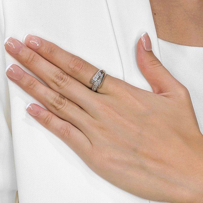 Ring - 18 karaat Witgoud - 0.56ct. tw. Diamant (Natuurlijk), Handtassen en Accessoires, Ringen