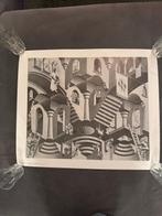 M.C. Escher (1898-1972) - Hol en bol, Antiek en Kunst
