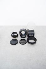 Asahi Pentax Super-Takumar 1.4/50mm (8 elements) with hood