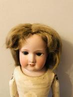 Armand Marseille - Pop 370 GERMANY.......Porcelaine /cuir., Antiek en Kunst