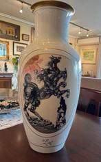 Salvador Dalí (after) - Vase - H. 50 cm - Porcelaine