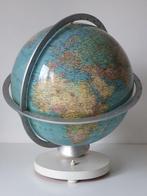 Prachtige, verlichte Columbus Earth-globe op een houten