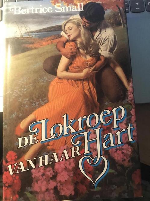 Lokroep van haar hart 9789064930829 Small, Boeken, Overige Boeken, Gelezen, Verzenden
