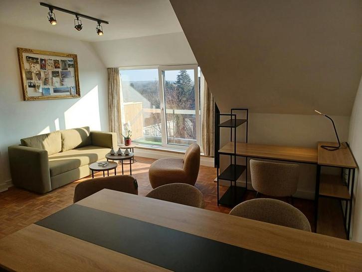 Appartement en Avenue des Tourterelles, Woluwe-Saint-Pierre, Immo, Appartements & Studios à louer, 50 m² ou plus, Bruxelles