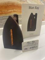 Man Ray (1890-1976) - sculptuur, Cadeau - 15 cm - IJzer -, Antiek en Kunst