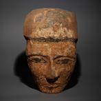Oud-Egyptisch Hout Sarcofaag masker. Late periode, 664 - 332