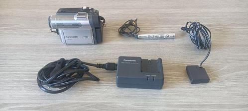 Panasonic NV-GS10 / Carica batterie / adattatore / Microfono, Verzamelen, Foto-apparatuur en Filmapparatuur