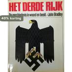 Het Derde rijk 9789023003366 Marion Zimmer Zimmer Bradley, Boeken, Verzenden, Gelezen, Marion Zimmer Zimmer Bradley