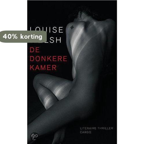 De donkere kamer 9789023411413 L. Welsh, Boeken, Thrillers, Zo goed als nieuw, Verzenden