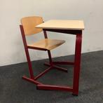 Tweedehands complete school set Eromes van 10 stuks tafels +, Huis en Inrichting, Stoelen, Gebruikt, Hout, Vijf, Zes of meer stoelen
