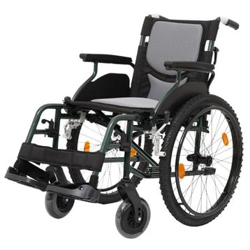 MultiMotion M10 rolstoel met mountainbike luchtbanden en ver beschikbaar voor biedingen