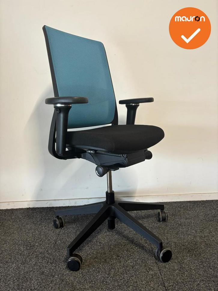 Gispen Zinn - 4D Armleggers - Zwart gestoffeerde zitting met, Articles professionnels, Aménagement de Bureau & Magasin | Mobilier de bureau & Aménagement