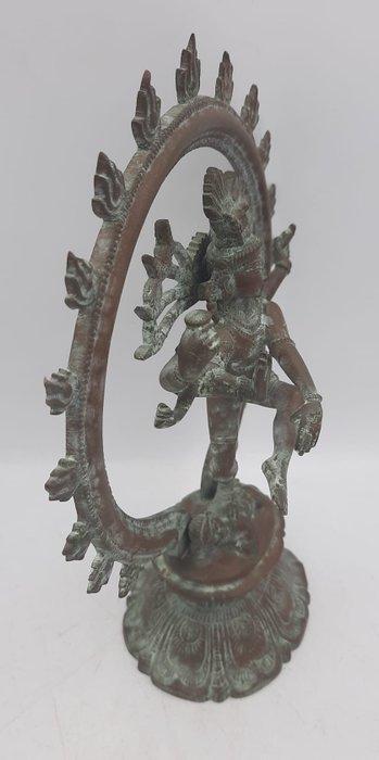 Beeld, Shiva Nataraja - 20 cm - Gepatineerd brons, Antiek en Kunst, Kunst | Niet-Westerse kunst