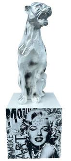 Daluxe Art - 1999 • Panther sculpture Marilyn Monroe Pillar