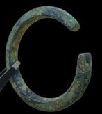 Époque Viking bracelet en bronze antique, extrémités en