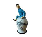 Statuette Moulinsart 46960 - Tintin sortant de la potiche -
