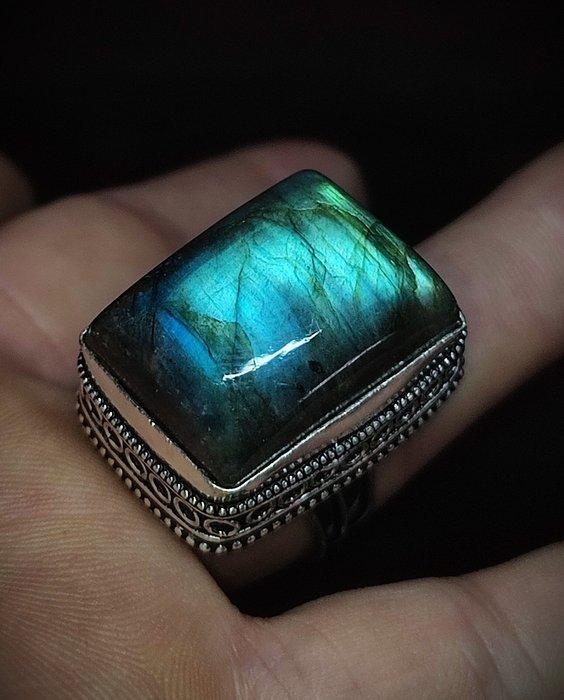 Prachtige Labradoriet 925 zilveren ring Gratis verzending -, Collections, Minéraux & Fossiles