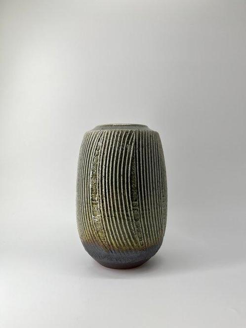 Vaas - Keramiek, Shigaraki-ware Tuchigoyomi bleekgroen, Antiek en Kunst, Antiek | Overige Antiek