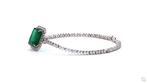 Tennis armband Platina - 10.89ct. tw. Smaragd - Diamant, Handtassen en Accessoires, Antieke sieraden