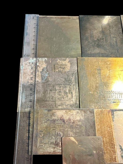 Partij oude koperen drukplaten – Gravures van Parijse, Antiquités & Art, Antiquités | Assiettes décoratives & Carrelages