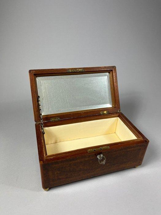 Sieradendoos - Wortelnotenhout, Tulpenboomhout, Antiek en Kunst, Antiek | Overige Antiek