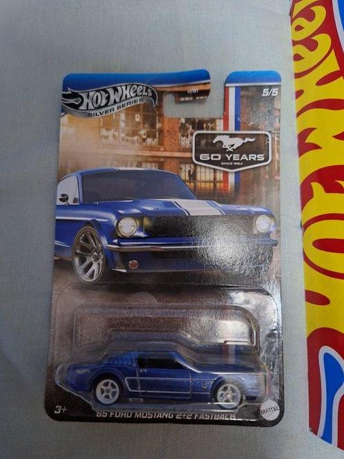 Hot Wheels 1:64 - Voiture miniature (2) - *No Reserve*2024, Hobby en Vrije tijd, Modelauto's | 1:5 tot 1:12