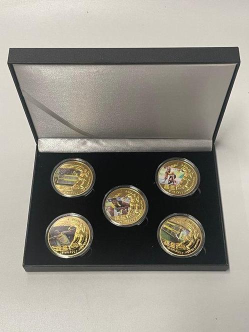 Insigne Commemorative medal - Bolt Medal - Jamaica - 21e, Verzamelen, Overige Verzamelen