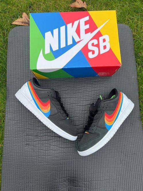 Nike SB - Dunk Low SB - Sneakers - Maat: EU 44.5 - Nieuw met, Kleding | Heren, Schoenen
