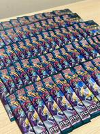 Pokémon - 60 Booster pack - Scarlet & Violet, Hobby en Vrije tijd, Nieuw