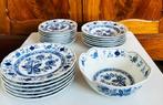 Tirschenreuth - Eetservies voor 6 (22) - Zwiebelmuster -