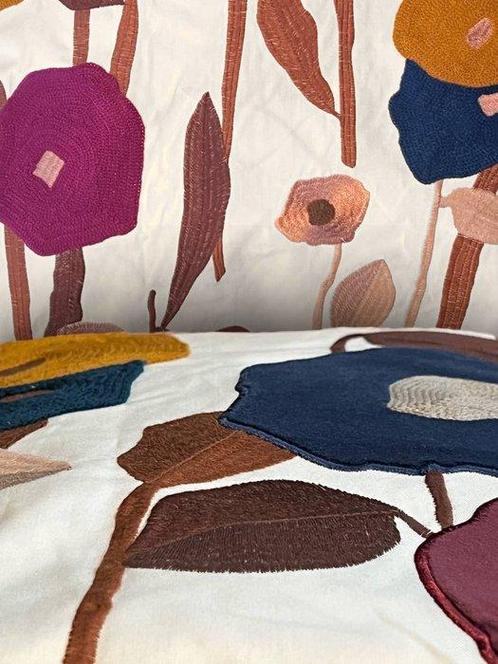 Casamance - New Collection 2025 Nieuwe set van twee - Kussen, Antiek en Kunst, Antiek | Tapijten, Tafelkleden en Textiel