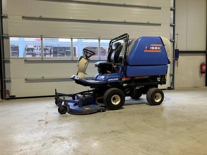 Veiling: Zitmaaier Iseki SFH240F Diesel 2010, Tuin en Terras, Zitmaaiers, Ophalen