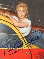 / - Brigitte Bardot – Rare Vintage Signed Postcard –, Verzamelen, Nieuw