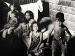 Alberto Korda (1928-2001). - Niños de campesinos en Sierra