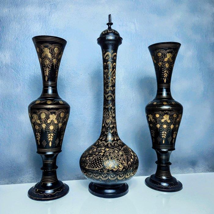 Vaas (3) - Zwart & Goud Ets Aziatische Vazen - Kaststel -, Antiek en Kunst, Curiosa en Brocante