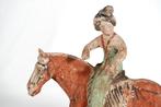 Oud-Chinees, Tang-dynastie - Terracotta figuur van een