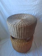 Kruk - Rattan - Twee vintage krukjes