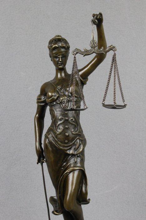 sculptuur, Large version of Lady Justice - 2,8 kg - 40 cm -, Antiquités & Art, Curiosités & Brocante