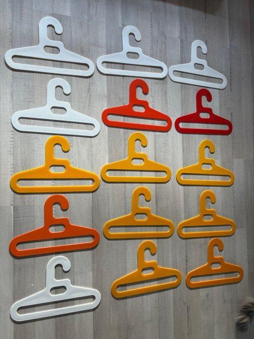 Flair - Ingo Maurer - Kapstok - Plastic - vijftien, Antiquités & Art, Art | Objets design