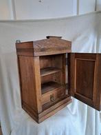 Armoire à pharmacie - avec clé - Chêne - Hangkastje, Antiek en Kunst