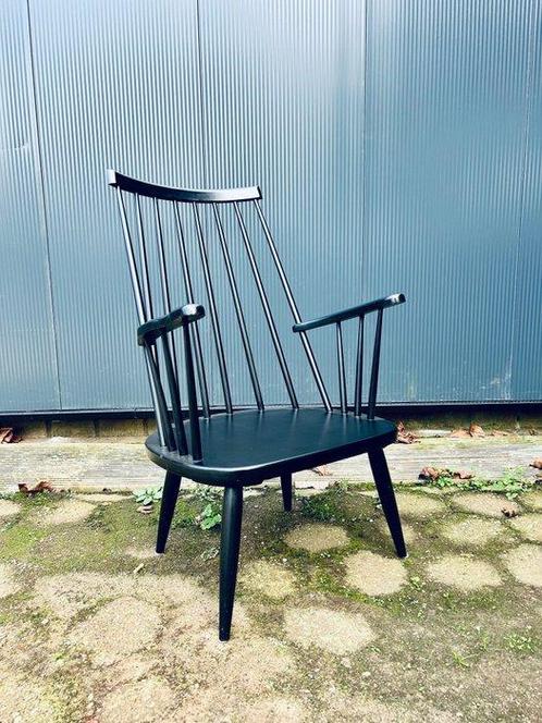 Fauteuil - Hout - Stijlvolle Zwarte Spijlenstoel, Antiek en Kunst, Kunst | Designobjecten