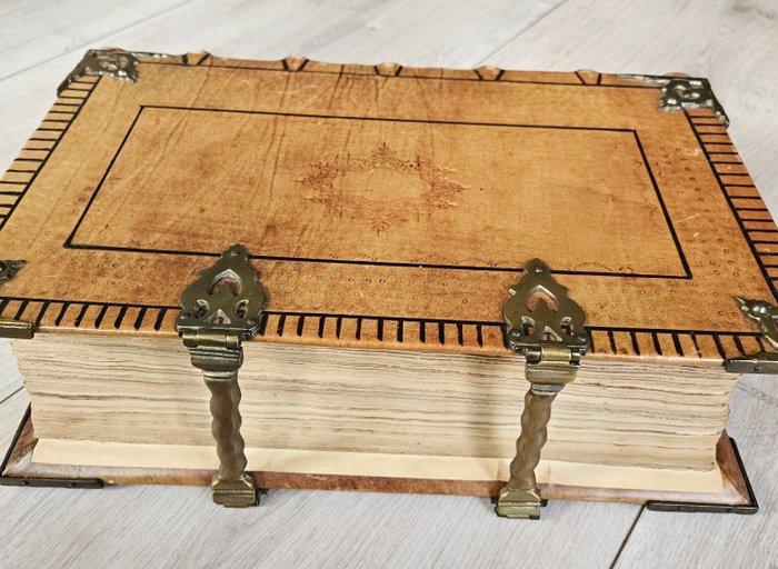 Bijbel (Statenvertaling) [Deuteronomium & Genesis] - 1661, Antiek en Kunst, Antiek | Boeken en Manuscripten